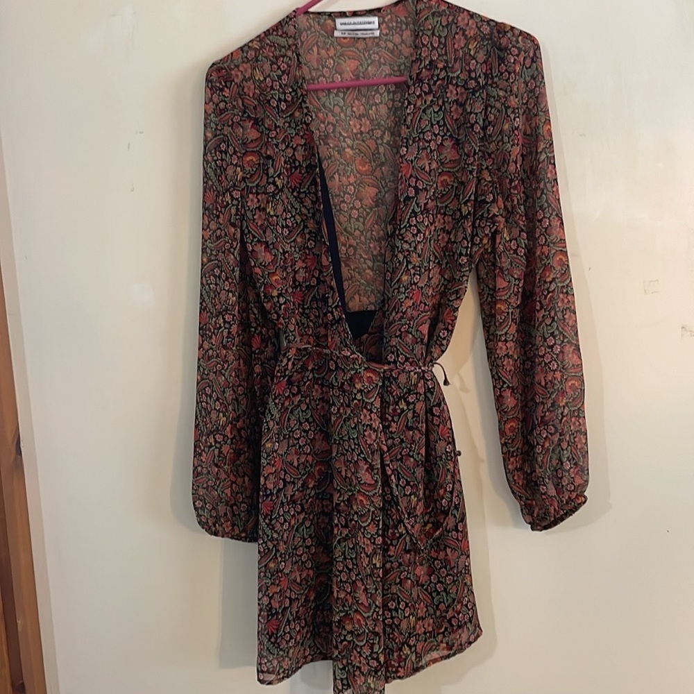 Flaw // Urban Outfitters Bleecker Sheer Sleeve Wrap Dress - Picture 5 of 11